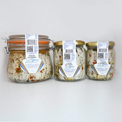 Filetti di Alici marinate con prezzemolo e peperoncino